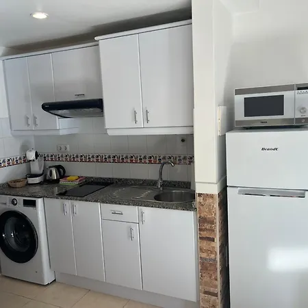 Oasis Royal شقة *